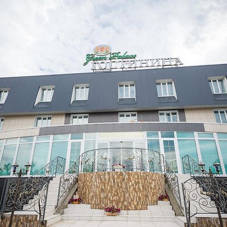 Green Palace Vnukovo Hotel מראה חיצוני תמונה