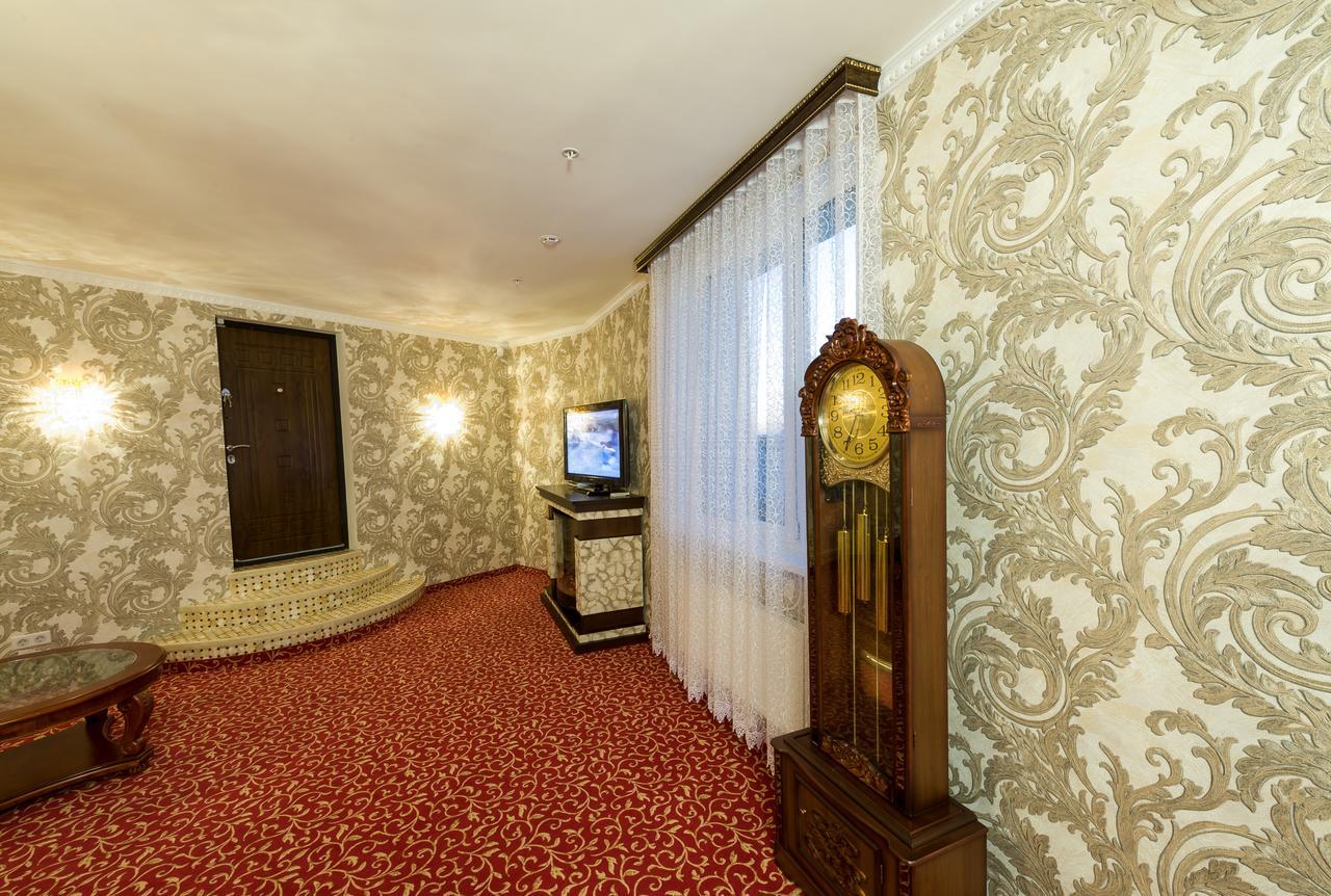 Green Palace Vnukovo Hotel מראה חיצוני תמונה